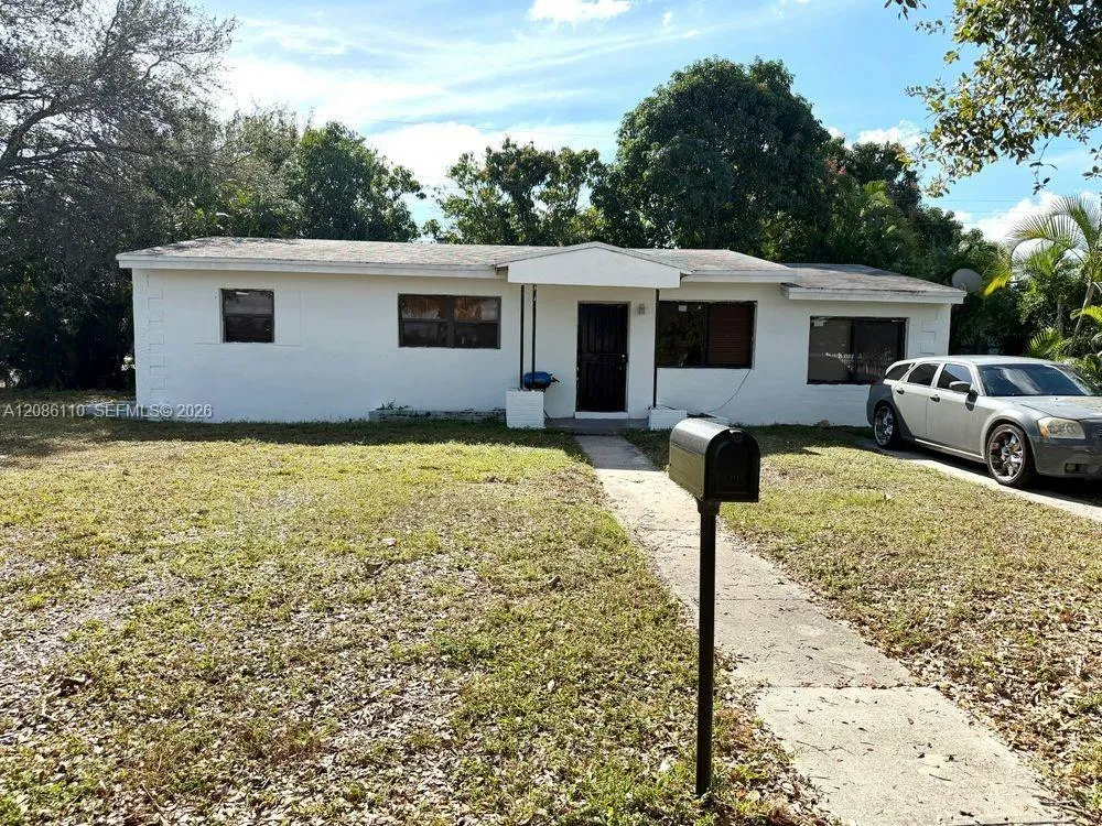 En Venta 3350 NW 171 Terrace, Miami Gardens, FL 33056, Miami Gardens, FL 33056