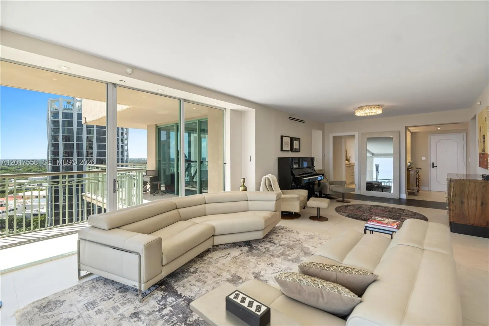 Foto de propiedad en 3350 SW 27th Avenue 1802, Coconut Grove, FL 33133 Coconut Grove con MLS# 