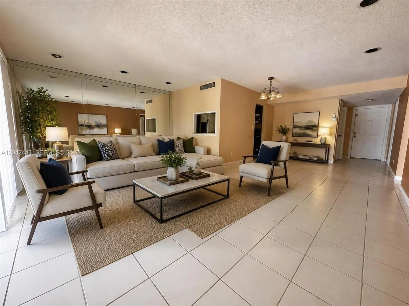 Foto de propiedad en 3360 Spanish Moss Terrace 206, Lauderhill, FL 33319 Lauderhill con MLS# 