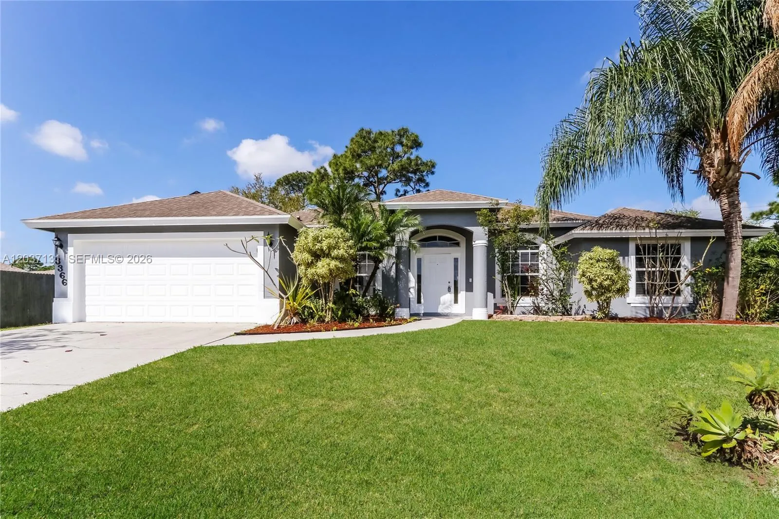 Foto de propiedad en 3366 SW Perrine Street, Port St. Lucie, FL 34953 Port St. Lucie con MLS# 