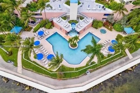 Foto de propiedad en 3370 Hidden Bay Drive 610, Aventura, FL 33180 Aventura con MLS# 