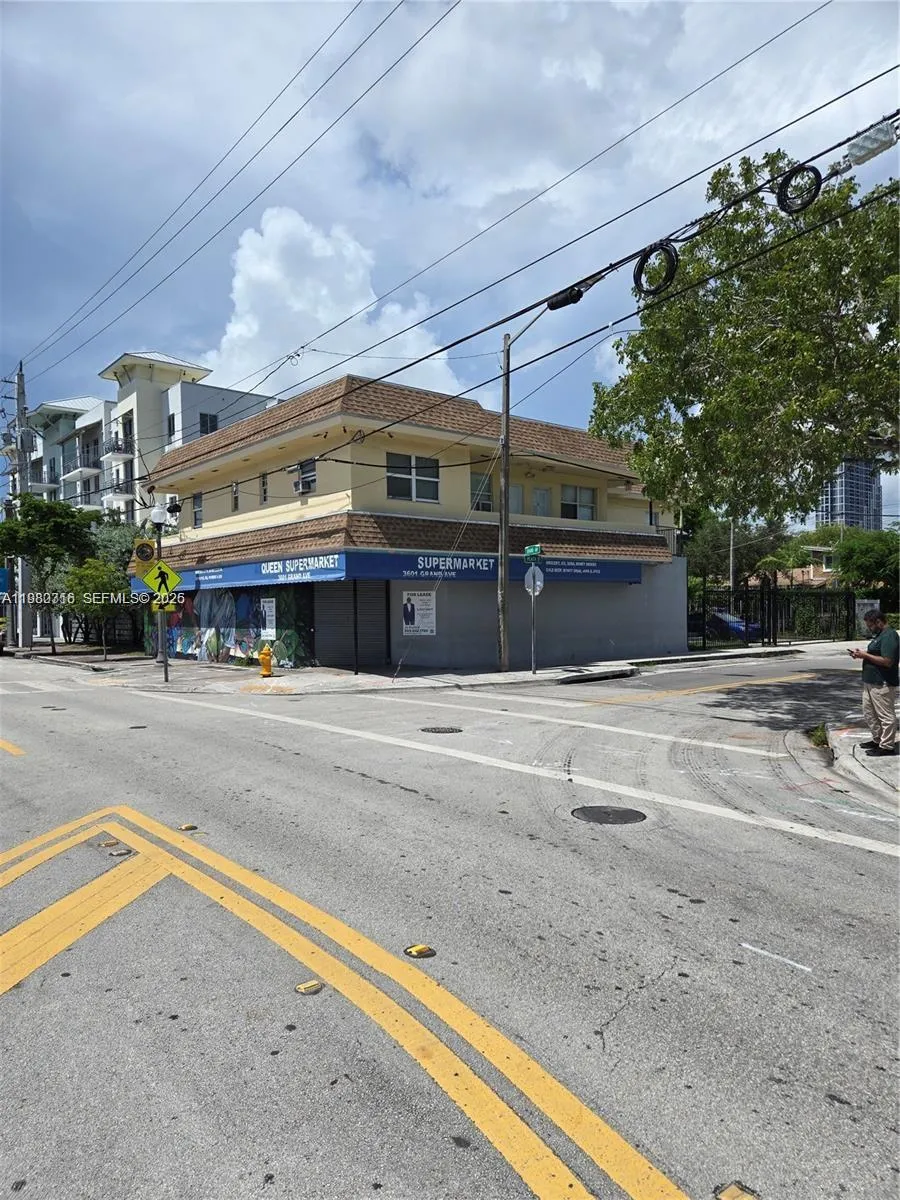 En Renta 3380 Plaza Street, Miami, FL 33133, Miami, FL 33133