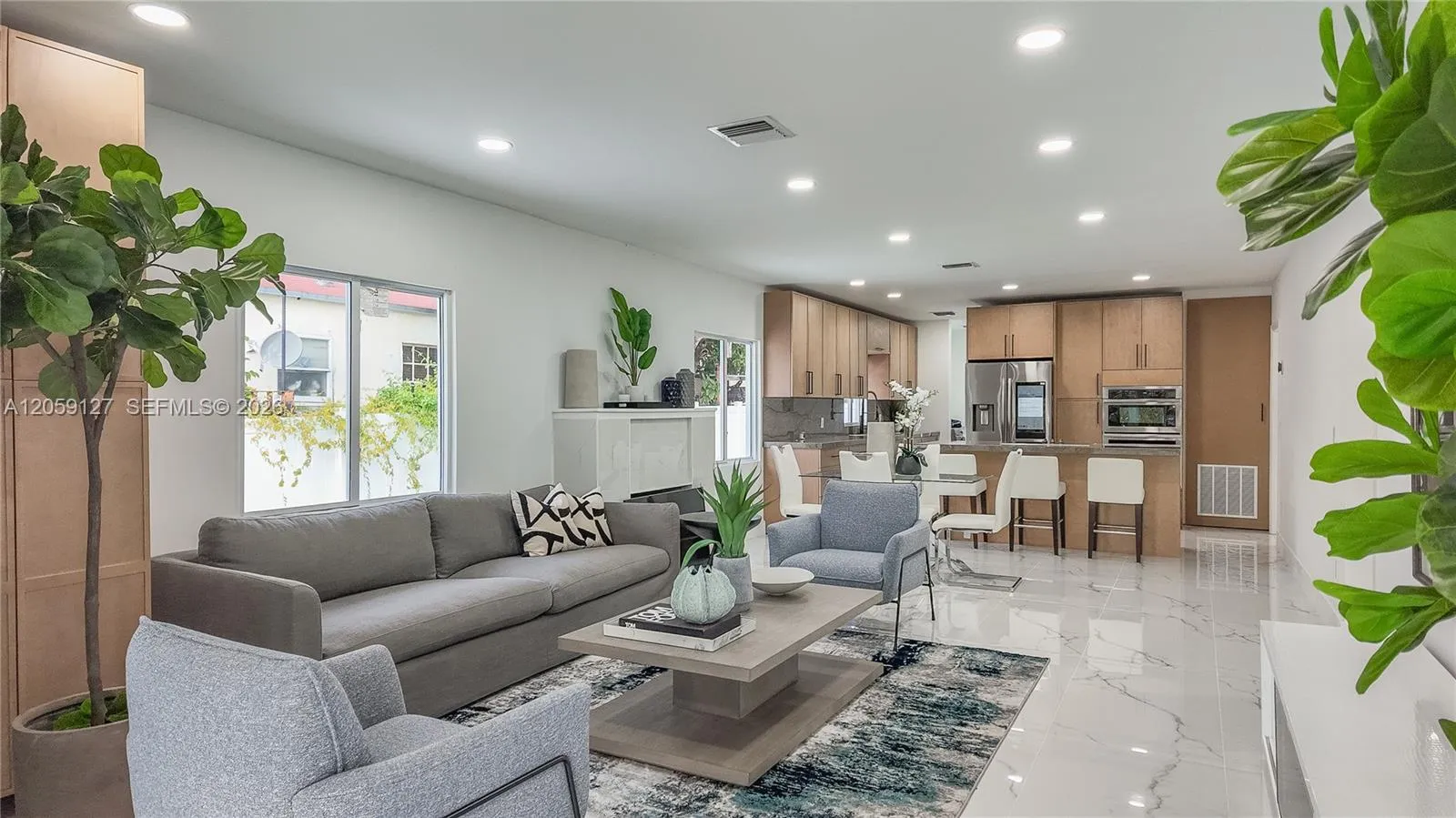 Foto de propiedad en 3389 NW 14th Avenue, Miami, FL 33142 Miami con MLS# 