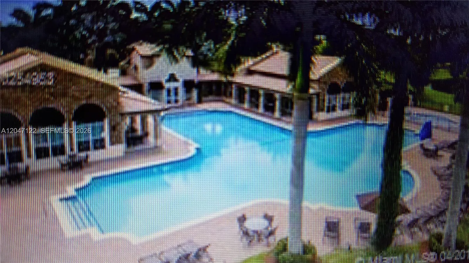 Foto de propiedad en 3398 NE 9th Drive 204, Homestead, FL 33033 Homestead con MLS# 