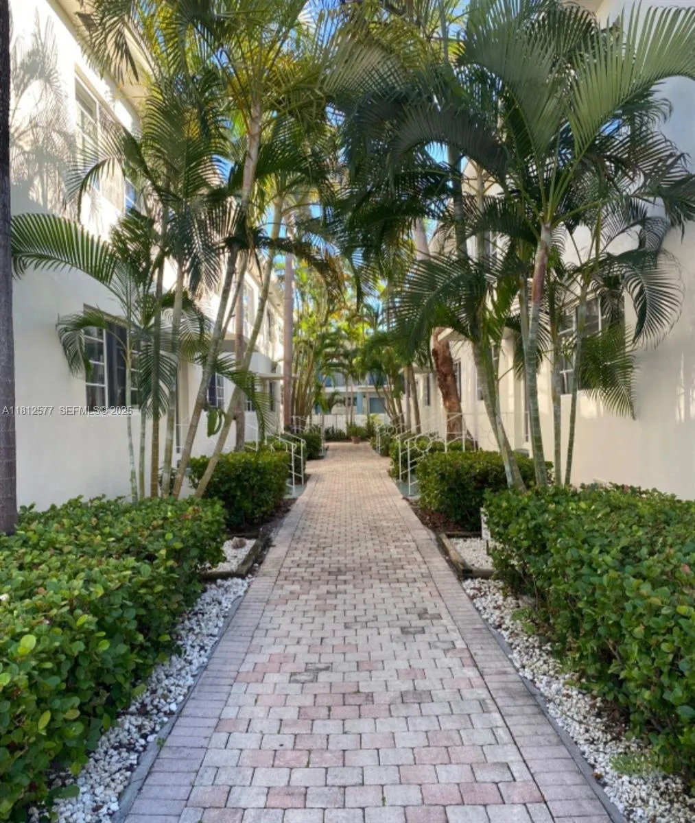 Foto de propiedad en 340 84th Street 2, Miami Beach, FL 33141 Miami Beach con MLS# 