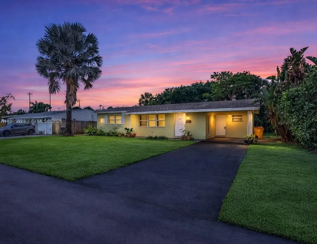 Vendido 340 SE 4th Street, Deerfield Beach, FL 33441, Deerfield Beach, FL 33441