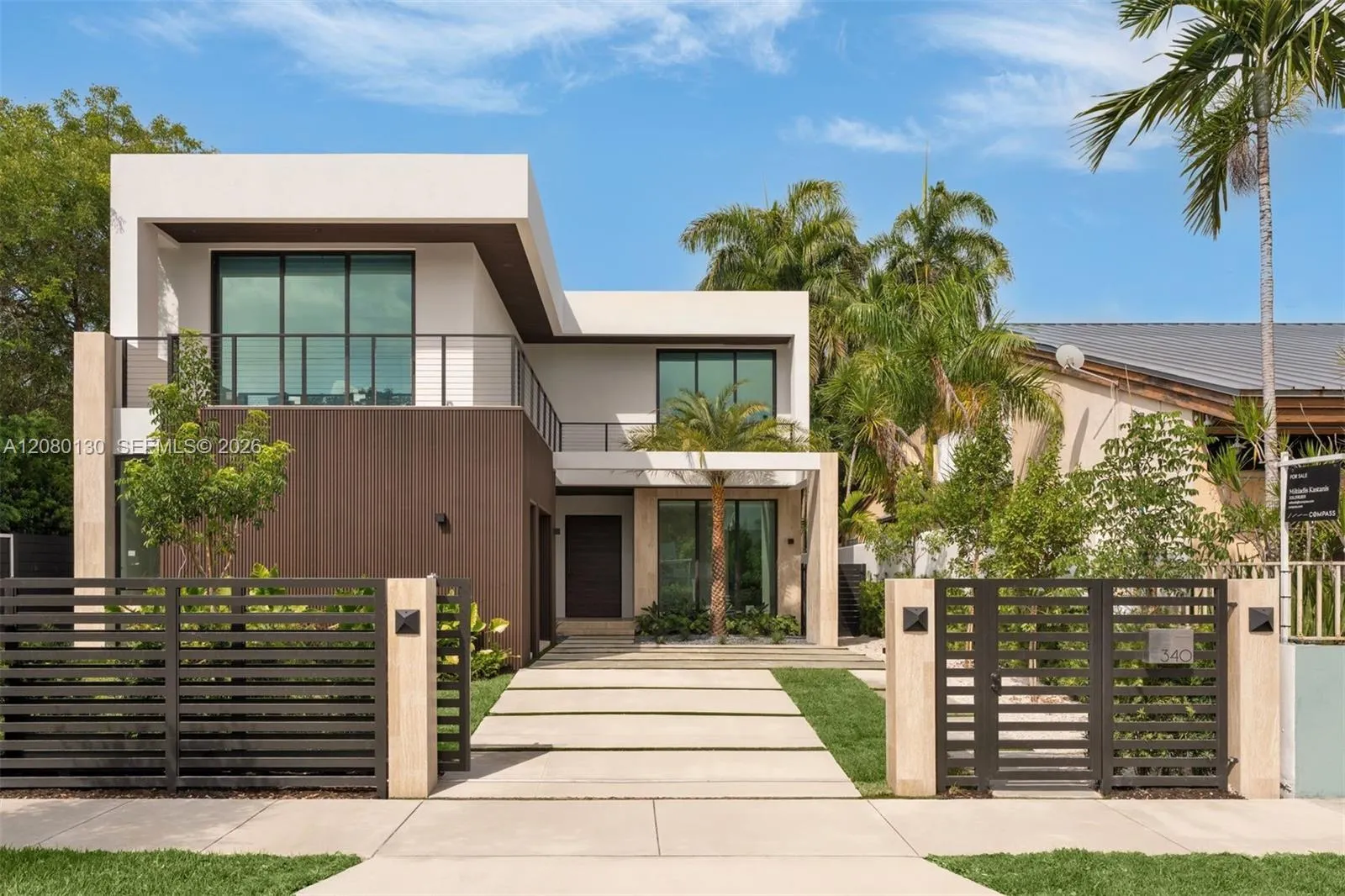 Foto de propiedad en 340 SW 20th Road, Miami, FL 33129 Miami con MLS# 