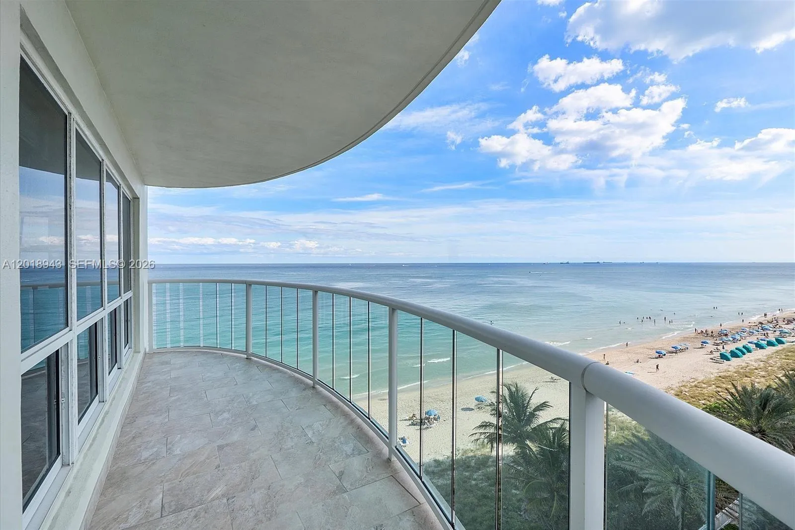 Foto de propiedad en 3400 Galt Ocean Drive 702S, Fort Lauderdale, FL 33308 Fort Lauderdale con MLS# 