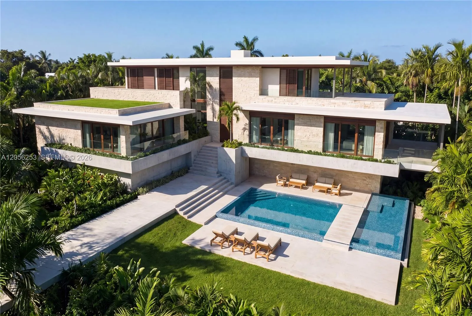En Venta 3400 S Moorings Way, Miami, FL 33133, Miami, FL 33133