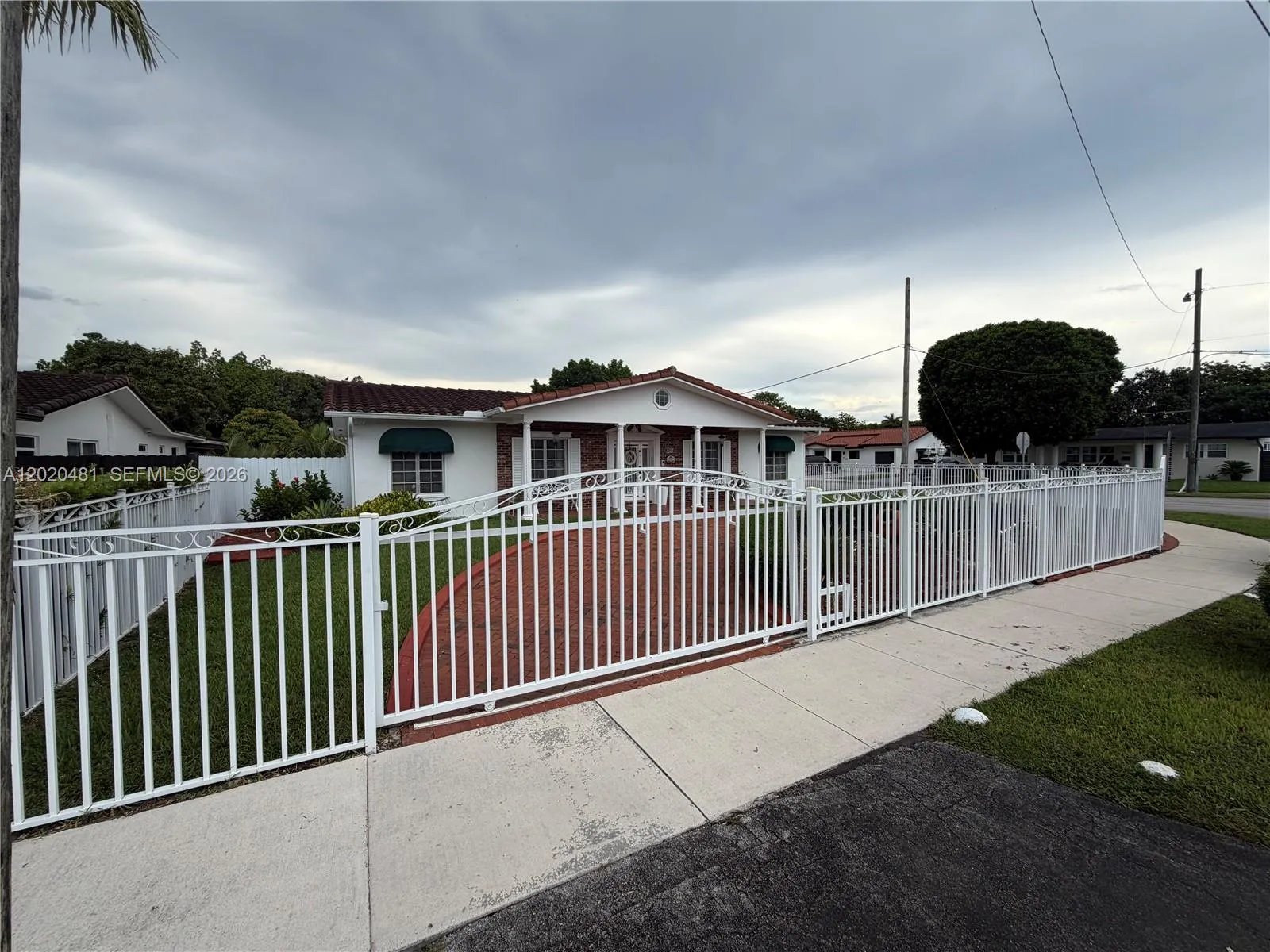 En Venta 3400 SW 108th Avenue, Miami, FL 33165, Miami, FL 33165