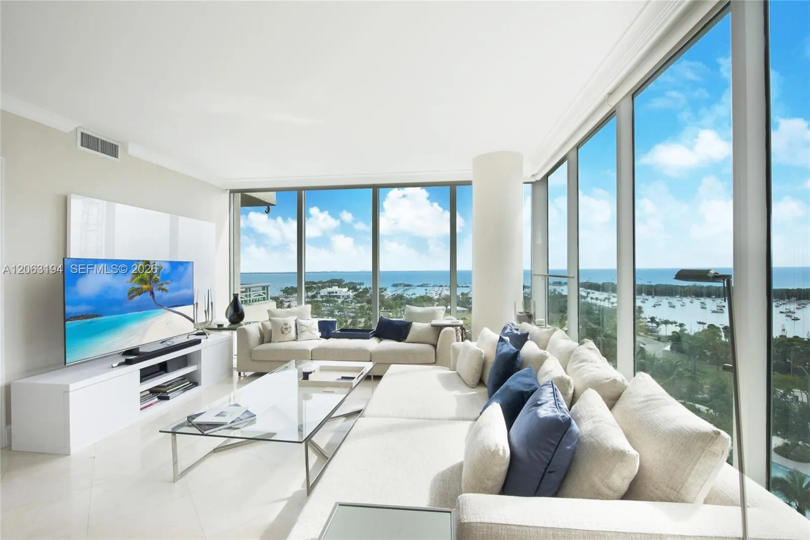Foto de propiedad en 3400 SW 27th Avenue 1003, Coconut Grove, FL 33133 Coconut Grove con MLS# 