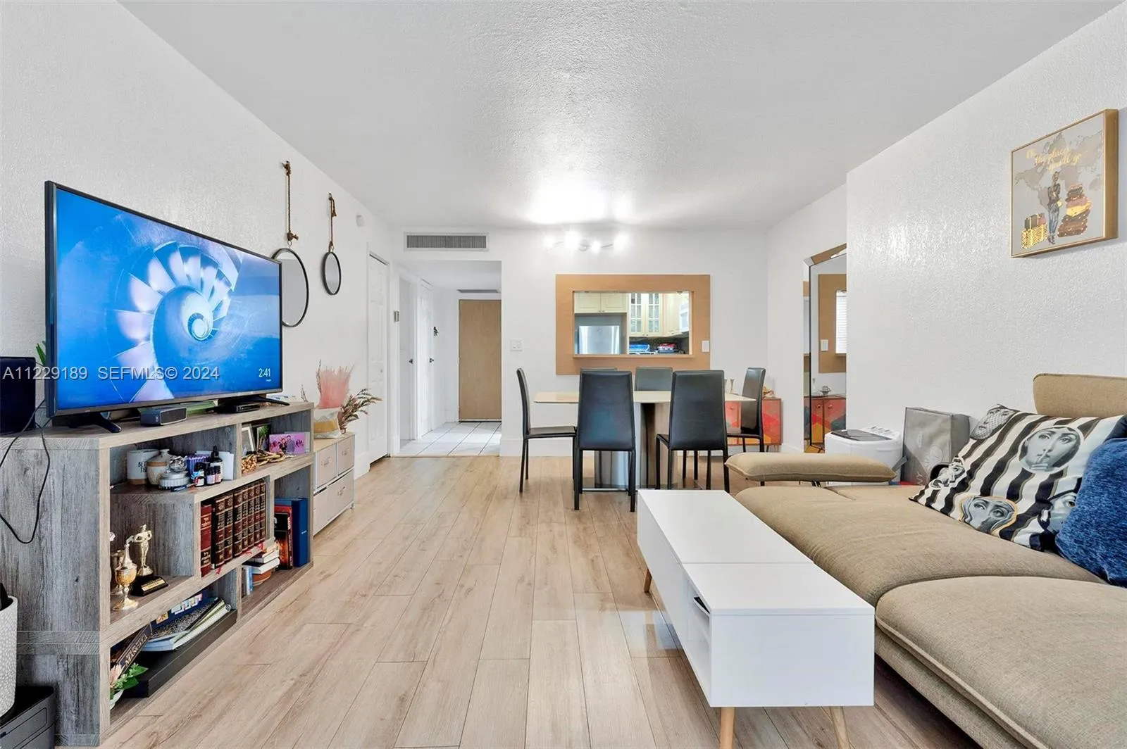 Foto de propiedad en 3401 N Country Club Drive 406, Aventura, FL 33180 Aventura con MLS# 