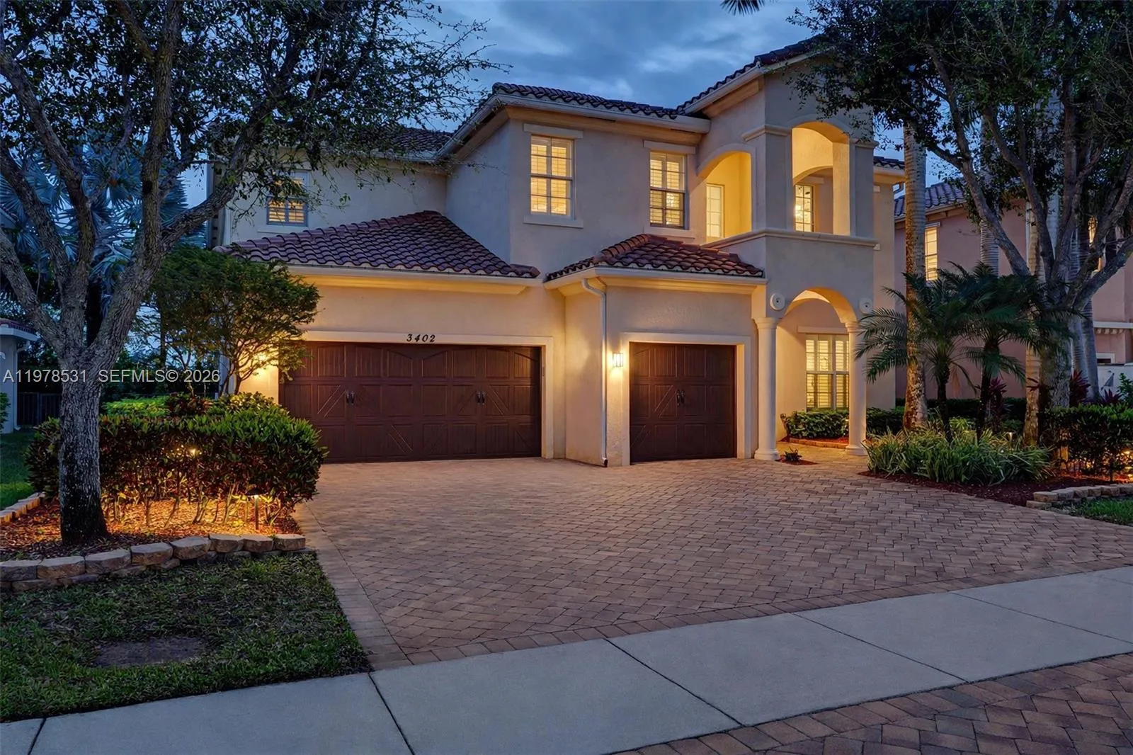 Foto de propiedad en 3402 Vanderbilt Drive, Wellington, FL 33414 Wellington con MLS# 