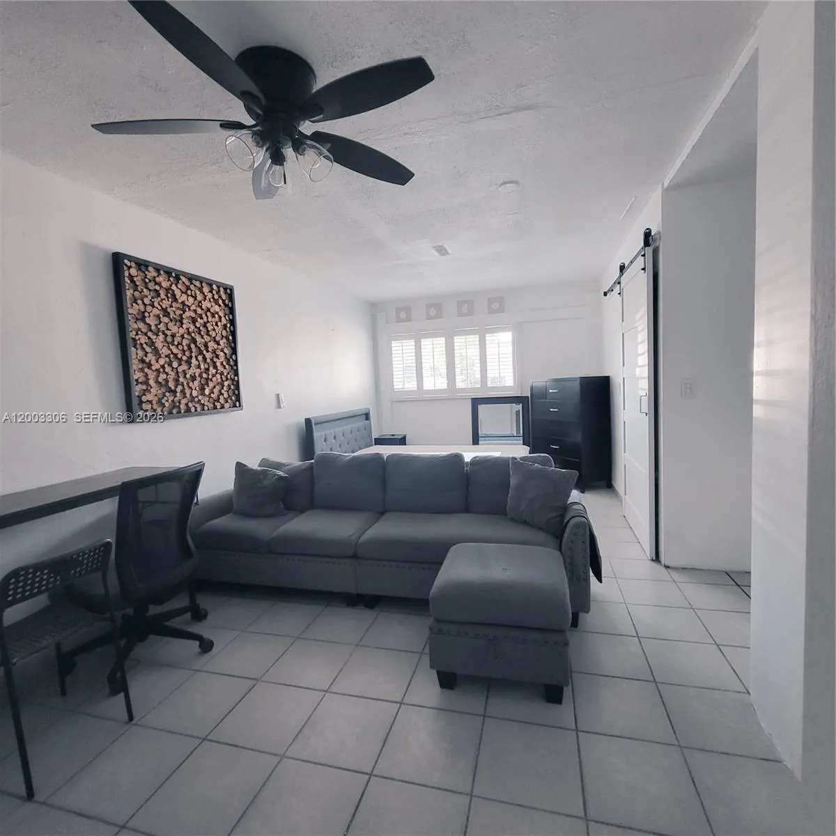 Foto de propiedad en 3405 W Lake Place 1, Miramar, FL 33023 Miramar con MLS# 