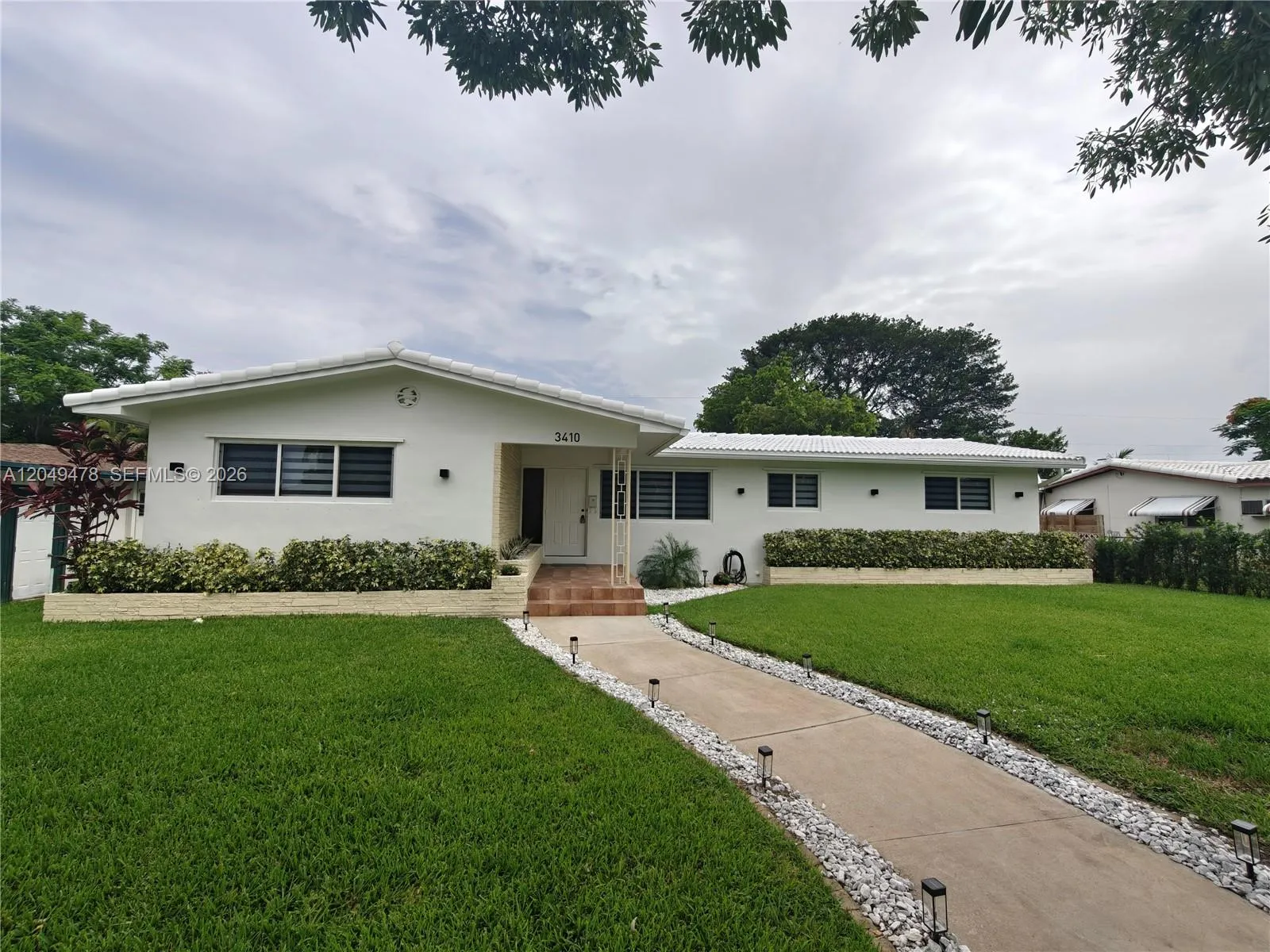 Alquilada 3410 Cleveland Street, Hollywood, FL 33021, Hollywood, FL 33021