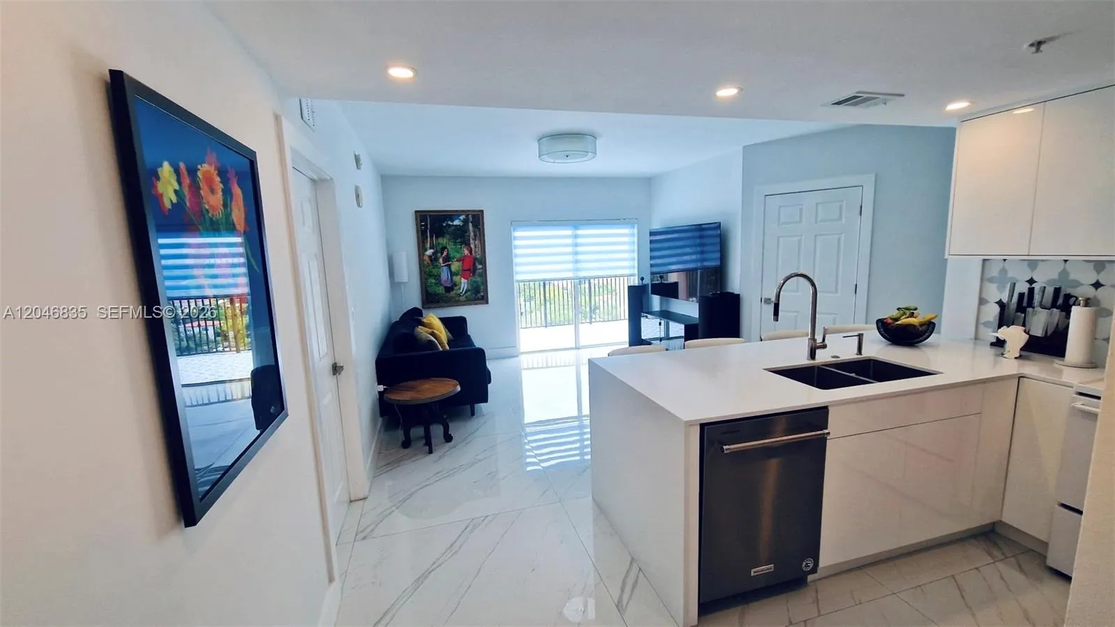 En Renta 3410 Coral Way PH-05, Miami, FL 33145, Miami, FL 33145