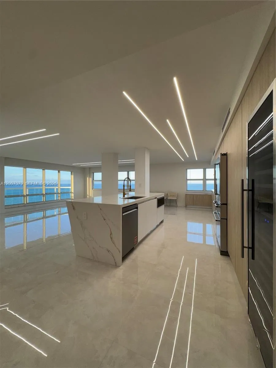 Foto de propiedad en 3410 Galt Ocean Drive 901N, Fort Lauderdale, FL 33308 Fort Lauderdale con MLS# 