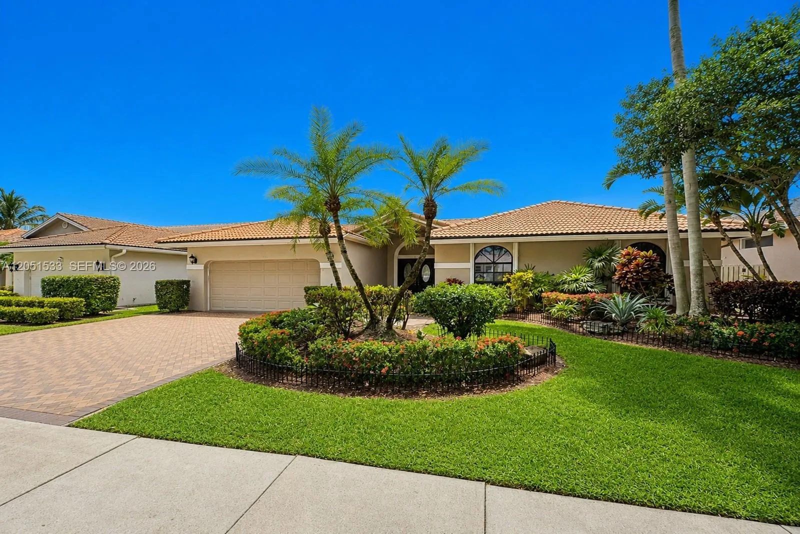 Foto de propiedad en 3420 Brussels Avenue, Cooper City, FL 33026 Cooper City con MLS# 