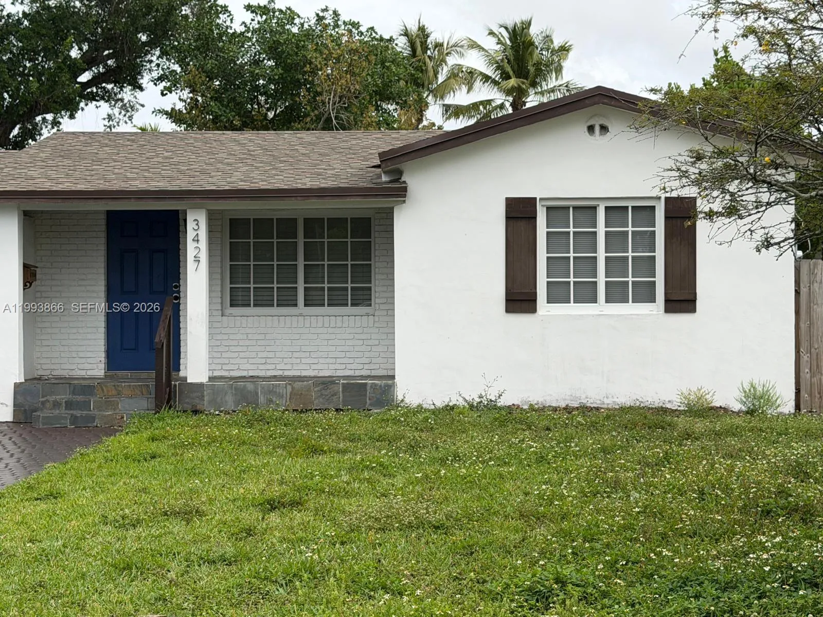 Foto de propiedad en 3427 SW 64th Avenue, Miami, FL 33155 Miami con MLS# 