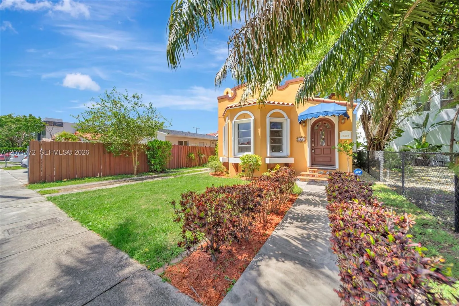 En Venta 3431 SW 25th Street, Miami, FL 33133, Miami, FL 33133