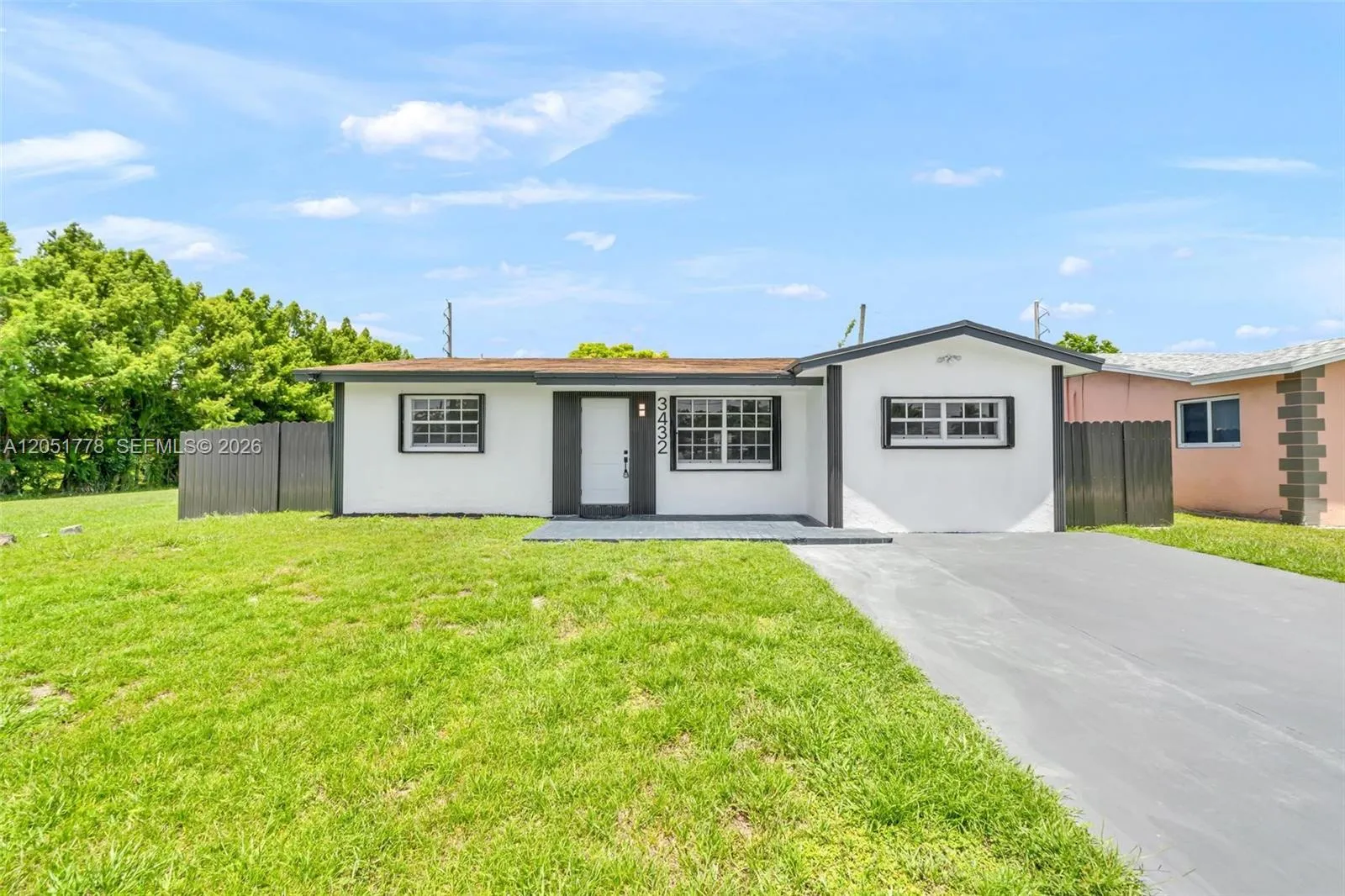 Foto de propiedad en 3432 SW 63rd Way, Miramar, FL 33023 Miramar con MLS# 