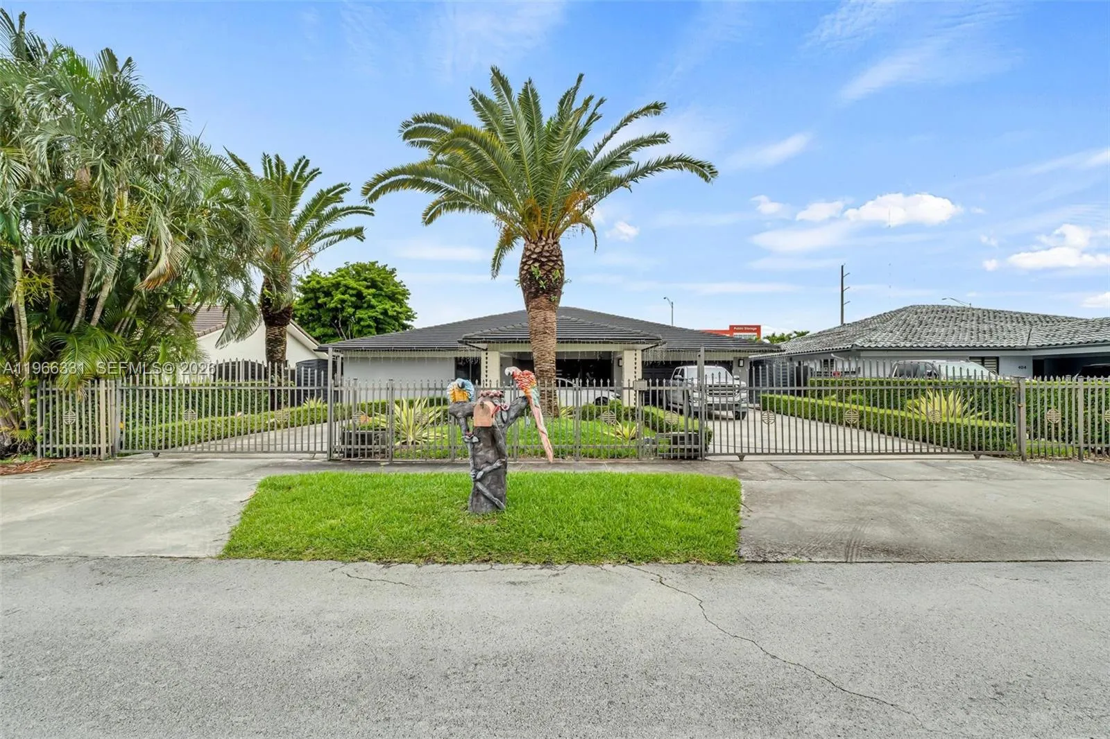 Foto de propiedad en 344 NW 136th Place B, Miami, FL 33182 Miami con MLS# 