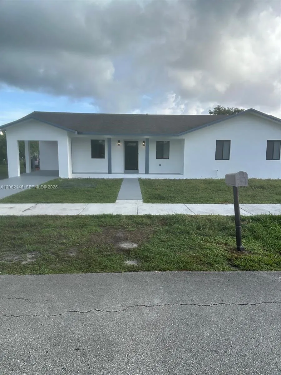 Foto de propiedad en 3441 NW 213th Terrace 0, Miami Gardens, FL 33056 Miami Gardens con MLS# 