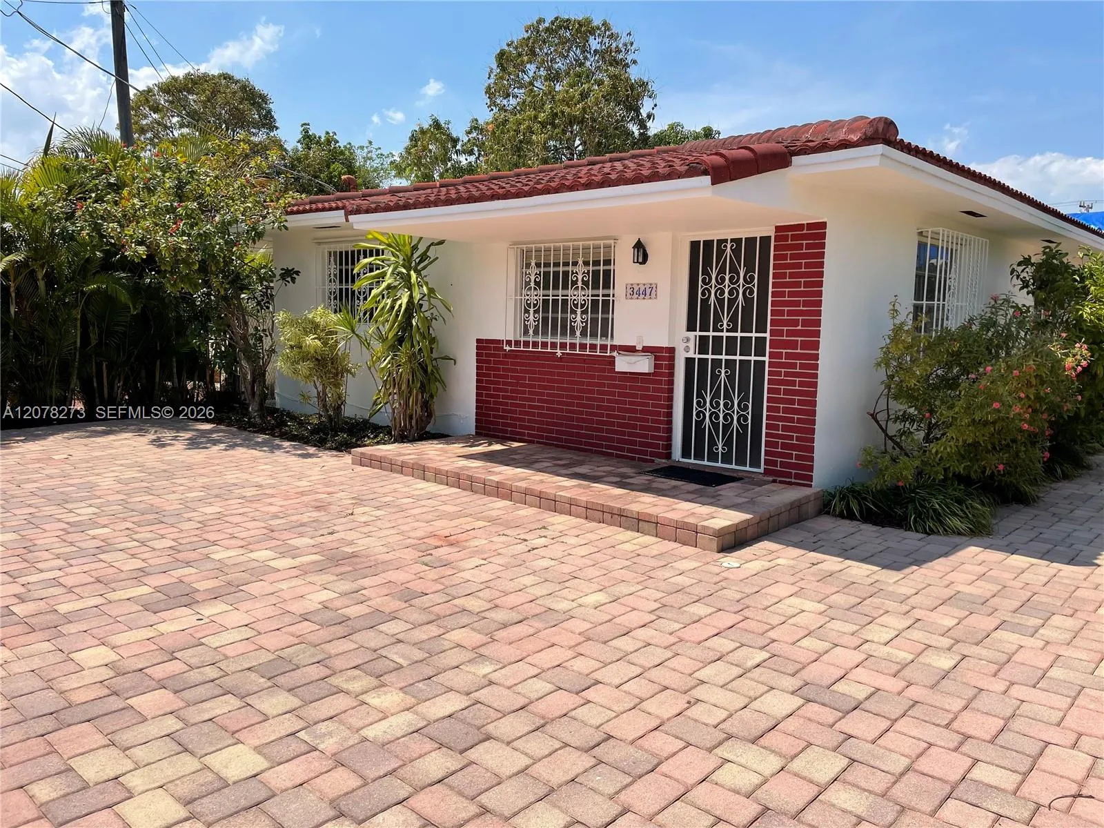 Foto de propiedad en 3447 NW 2nd Terrace 3447, Miami, FL 33125 Miami con MLS# 
