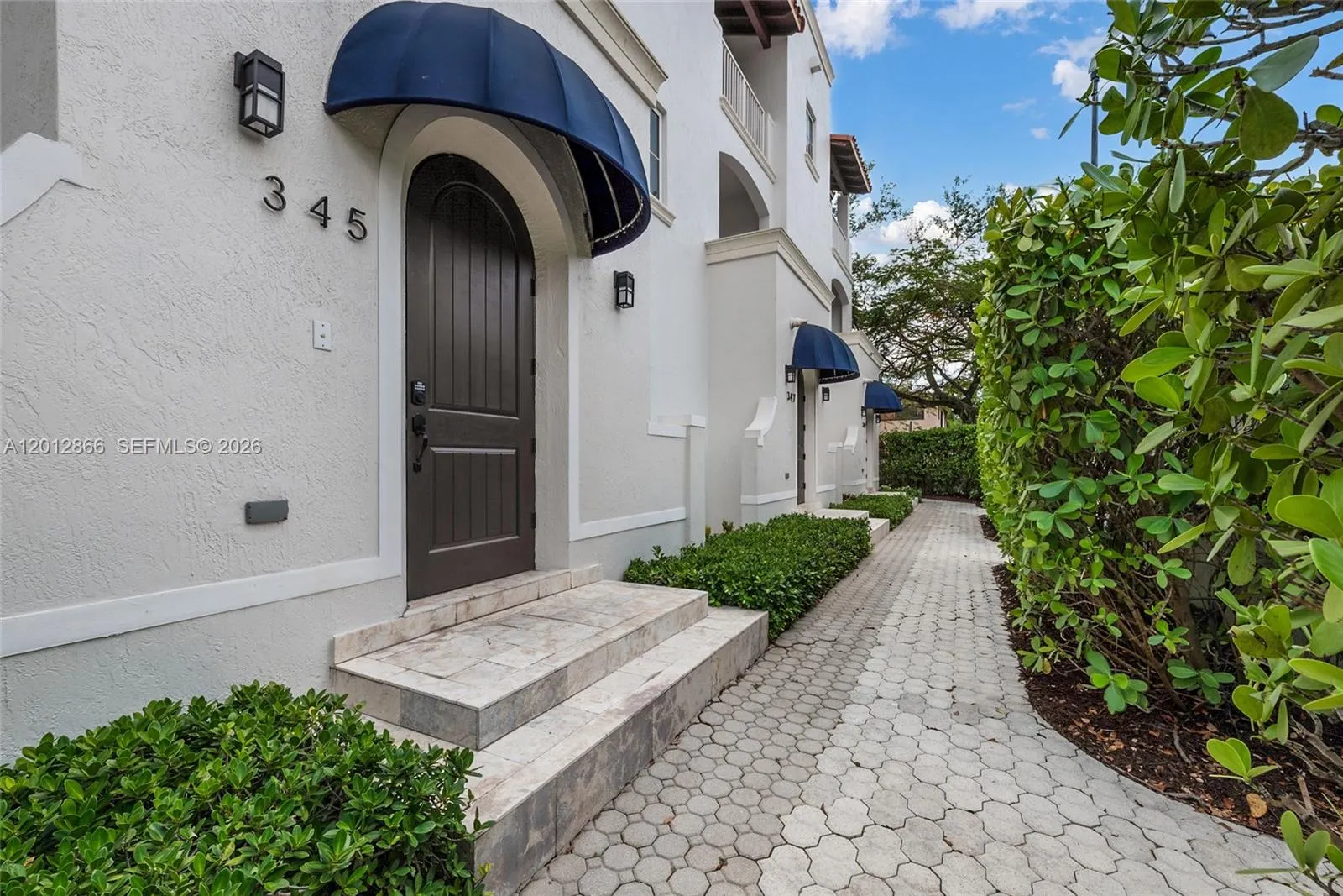 Foto de propiedad en 345 Madeira Avenue 345, Coral Gables, FL 33134 Coral Gables con MLS# 