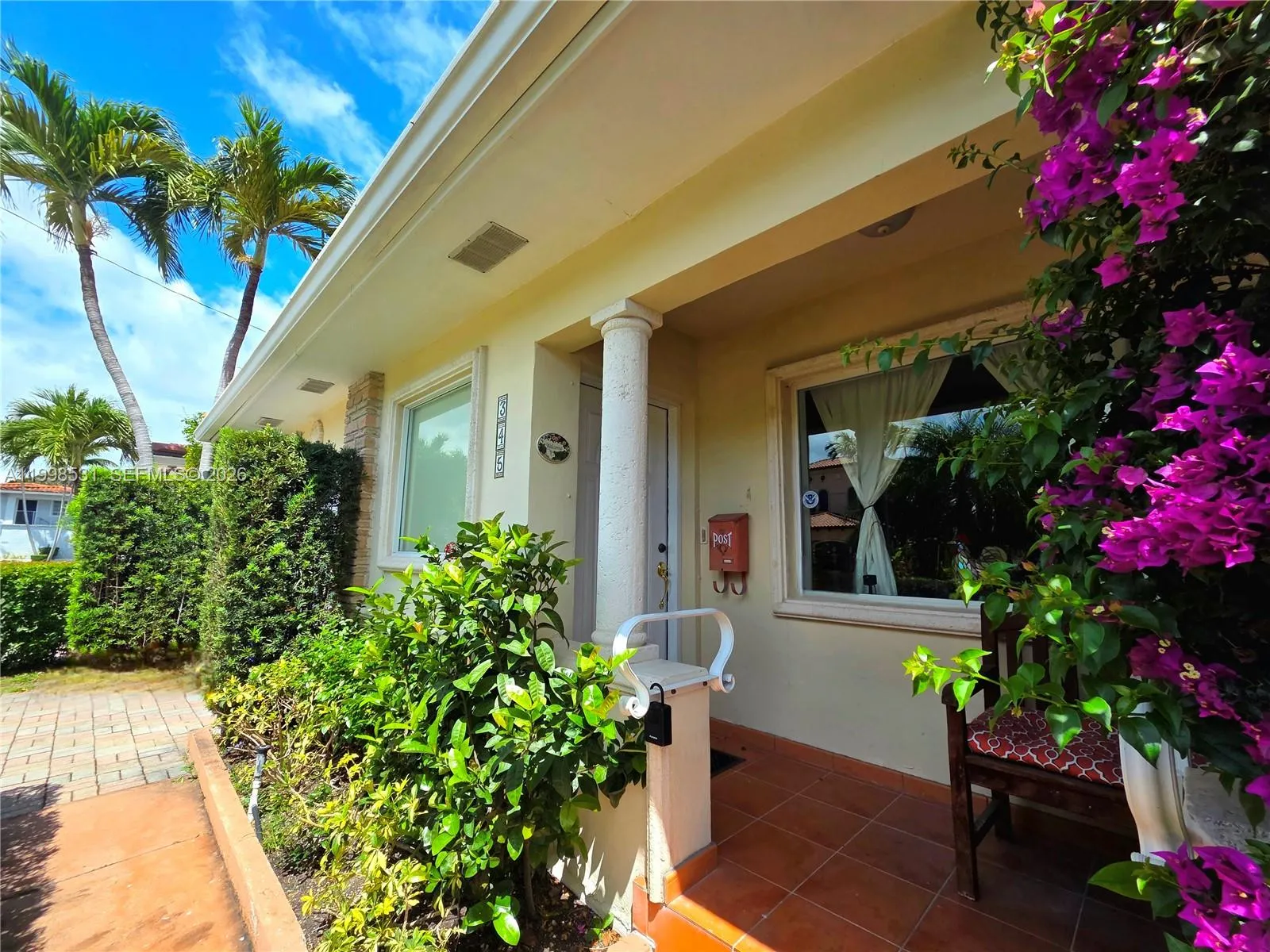 Foto de propiedad en 345 Malaga Avenue, Coral Gables, FL 33134 Coral Gables con MLS# 