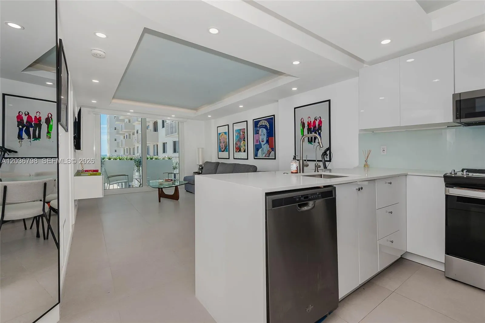 Foto de propiedad en 345 Ocean Drive 326, Miami Beach, FL 33139 Miami Beach con MLS# 