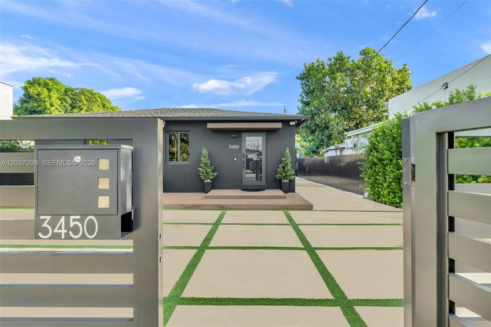 En Venta 3450 NW 16th Street, Miami, FL 33125, Miami, FL 33125