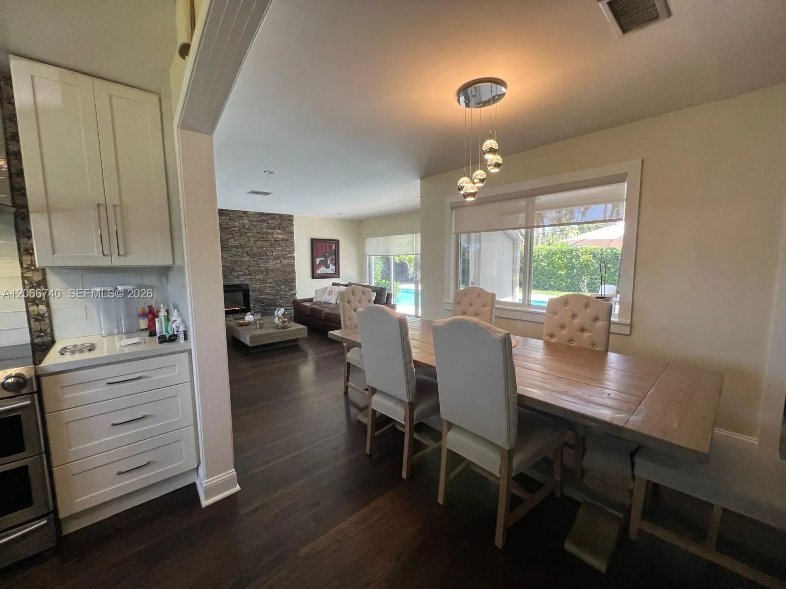 Foto de propiedad en 3460 Buchanan Street, Hollywood, FL 33021 Hollywood con MLS# 