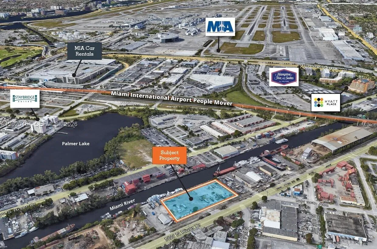 Foto de propiedad en 3464 N River Drive, Miami, FL 33142 Miami con MLS# 