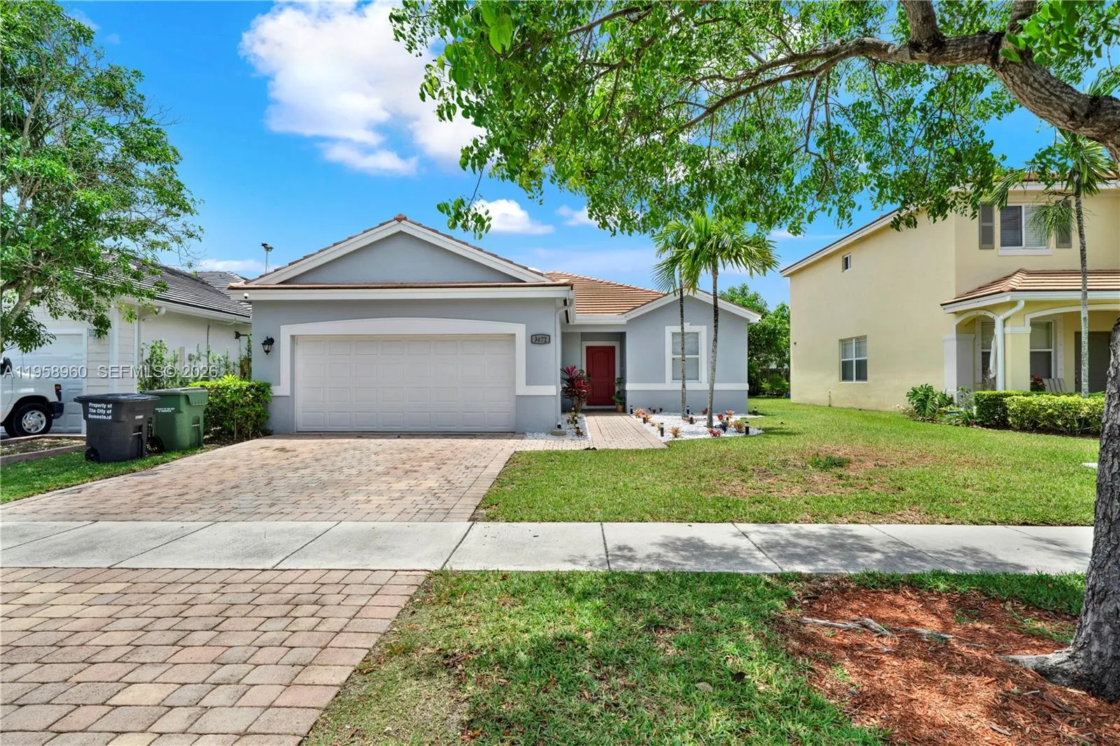 Foto de propiedad en 3472 NE 2nd Street, Homestead, FL 33033 Homestead con MLS# 