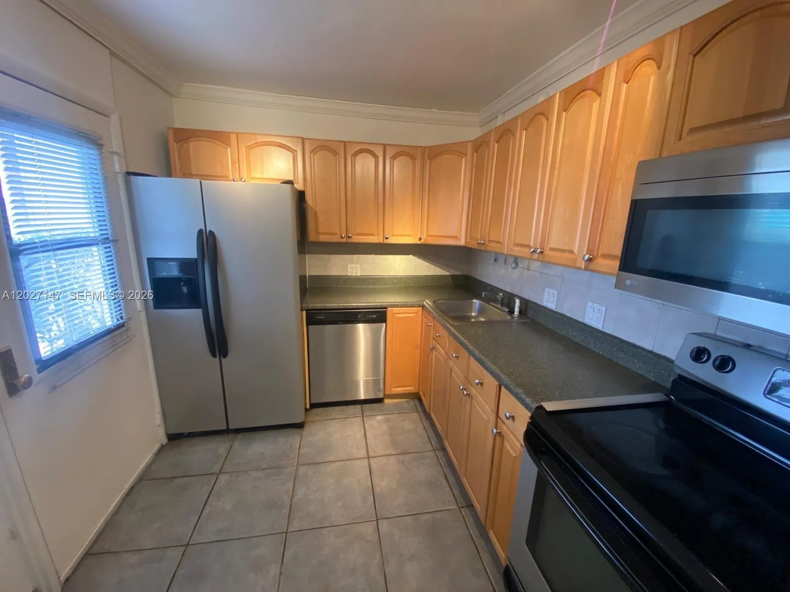 Foto de propiedad en 3475 N Country Club Drive 106, Aventura, FL 33180 Aventura con MLS# 