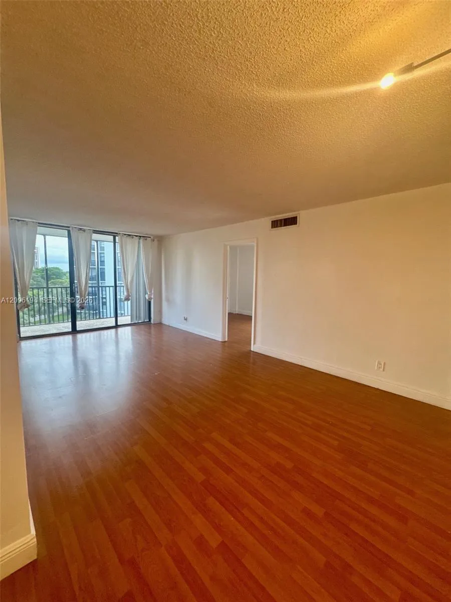 En Renta 3475 N Country Club Drive 601, Aventura, FL 33180, Aventura, FL 33180