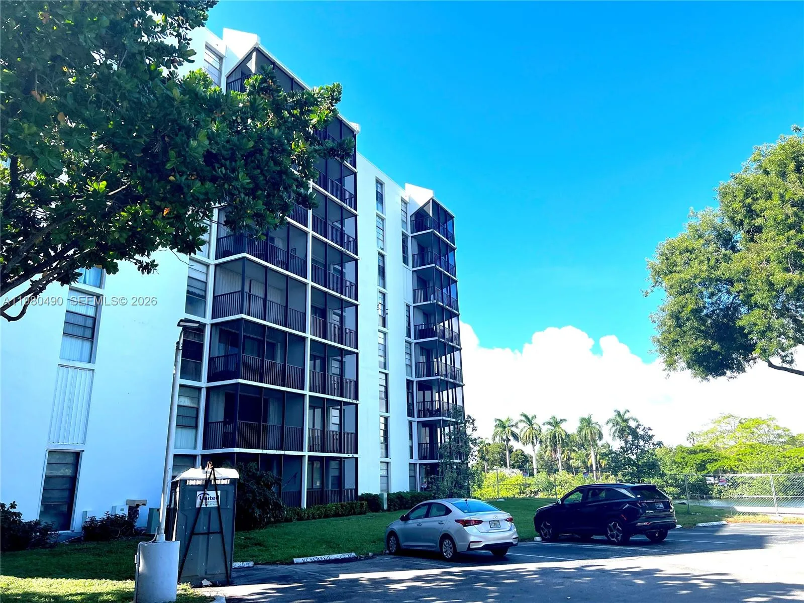 Foto de propiedad en 3475 N Country Club Drive 716, Aventura, FL 33180 Aventura con MLS# 
