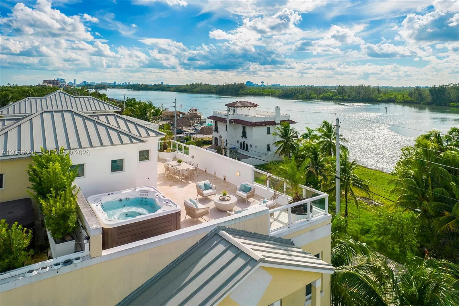 En Renta 348 Elm Street B-10, Hollywood, FL 33019, Hollywood, FL 33019