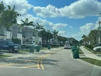 Foto de propiedad en 3486 NW 13th Street 3486, Lauderhill, FL 33311 Lauderhill con MLS# 