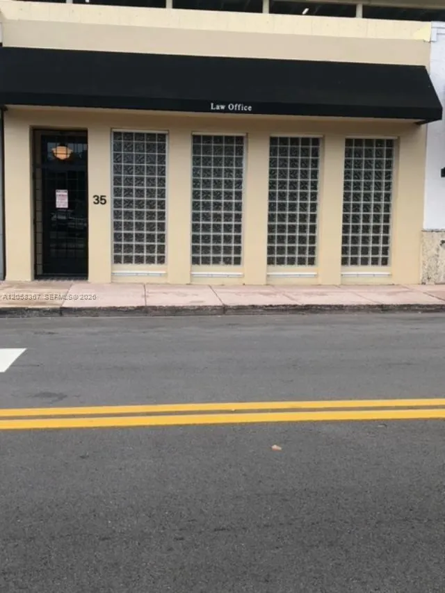 Foto de propiedad en 35 Almeria Avenue, Coral Gables, FL 33134 Coral Gables con MLS# 