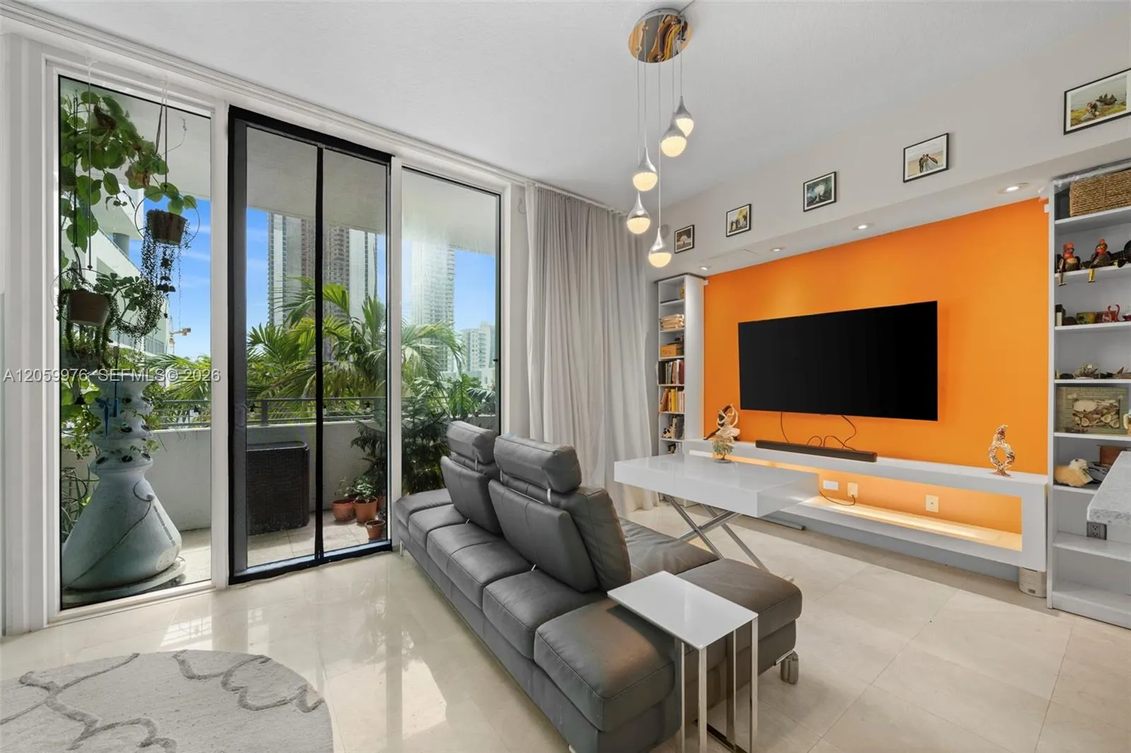 Foto de propiedad en 350 NE 24th Street 703, Miami, FL 33137 Miami con MLS#