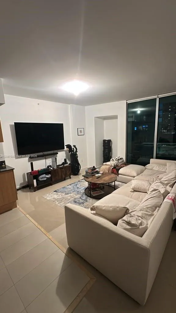 En Renta 350 S Miami Avenue 1115, Miami, FL 33130, Miami, FL 33130