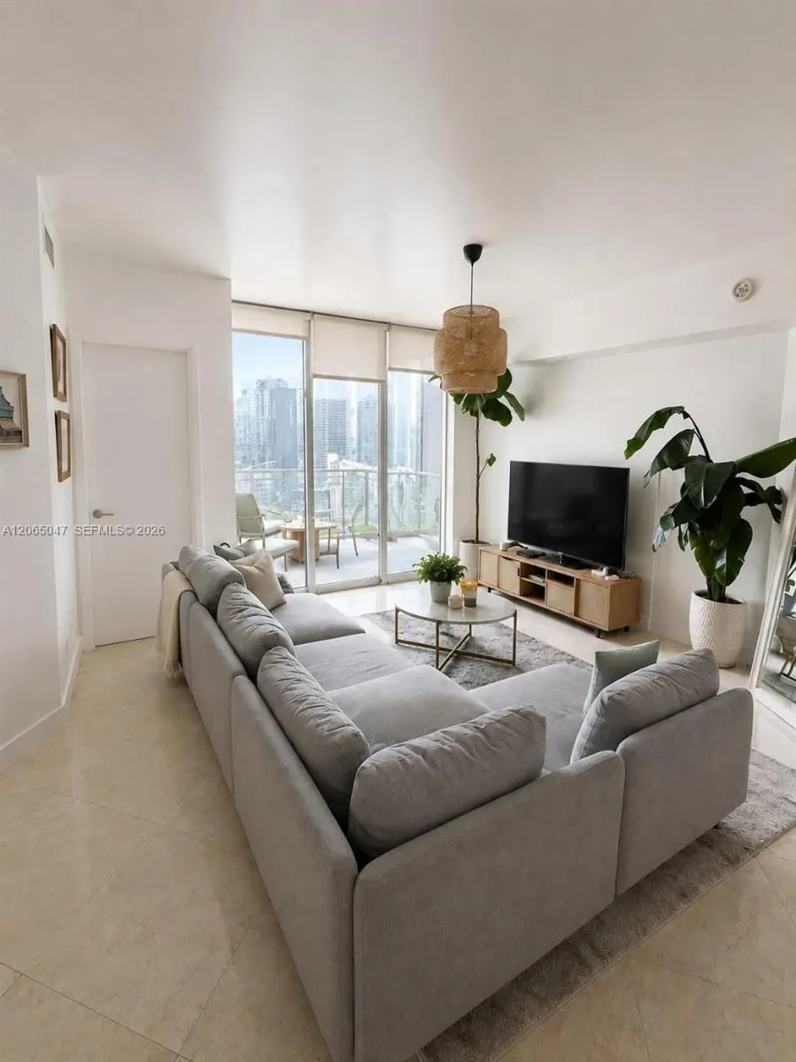 Foto de propiedad en 350 S Miami Avenue 2904, Miami, FL 33130 Miami con MLS# 