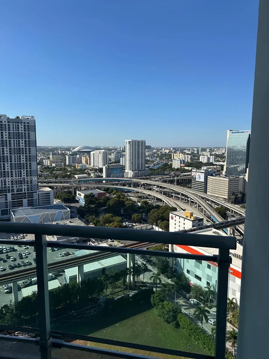 Foto de propiedad en 350 S Miami Avenue 2913, Miami, FL 33130 Miami con MLS# 