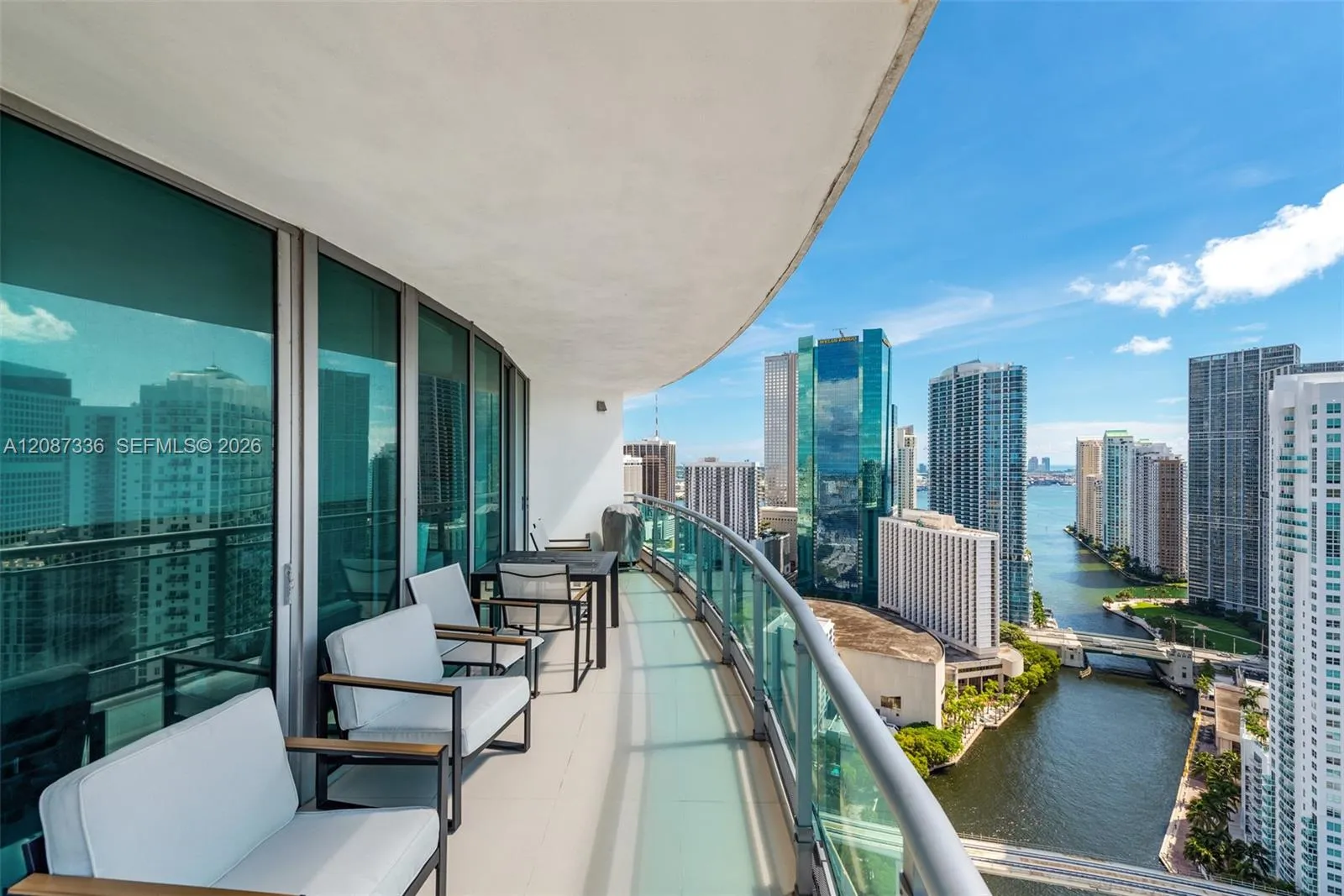 En Renta 350 S Miami Avenue 3802, Miami, FL 33130, Miami, FL 33130