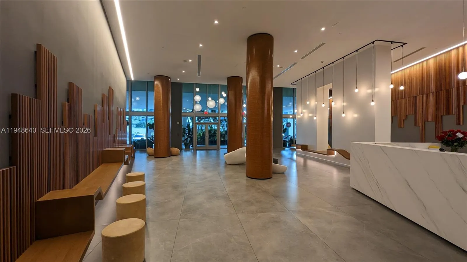 Foto de propiedad en 350 S Miami Avenue 702, Miami, FL 33130 Miami con MLS# 
