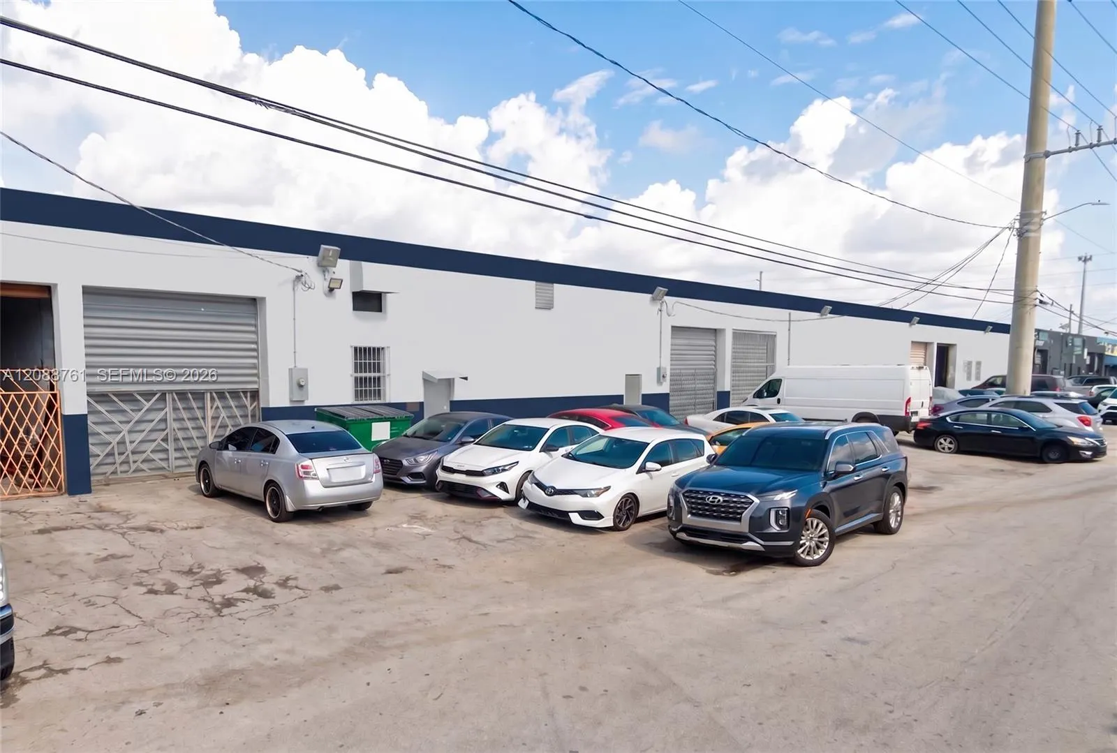 Foto de propiedad en 3500 NW 54th Street 5216, Miami, FL 33142 Miami con MLS# 