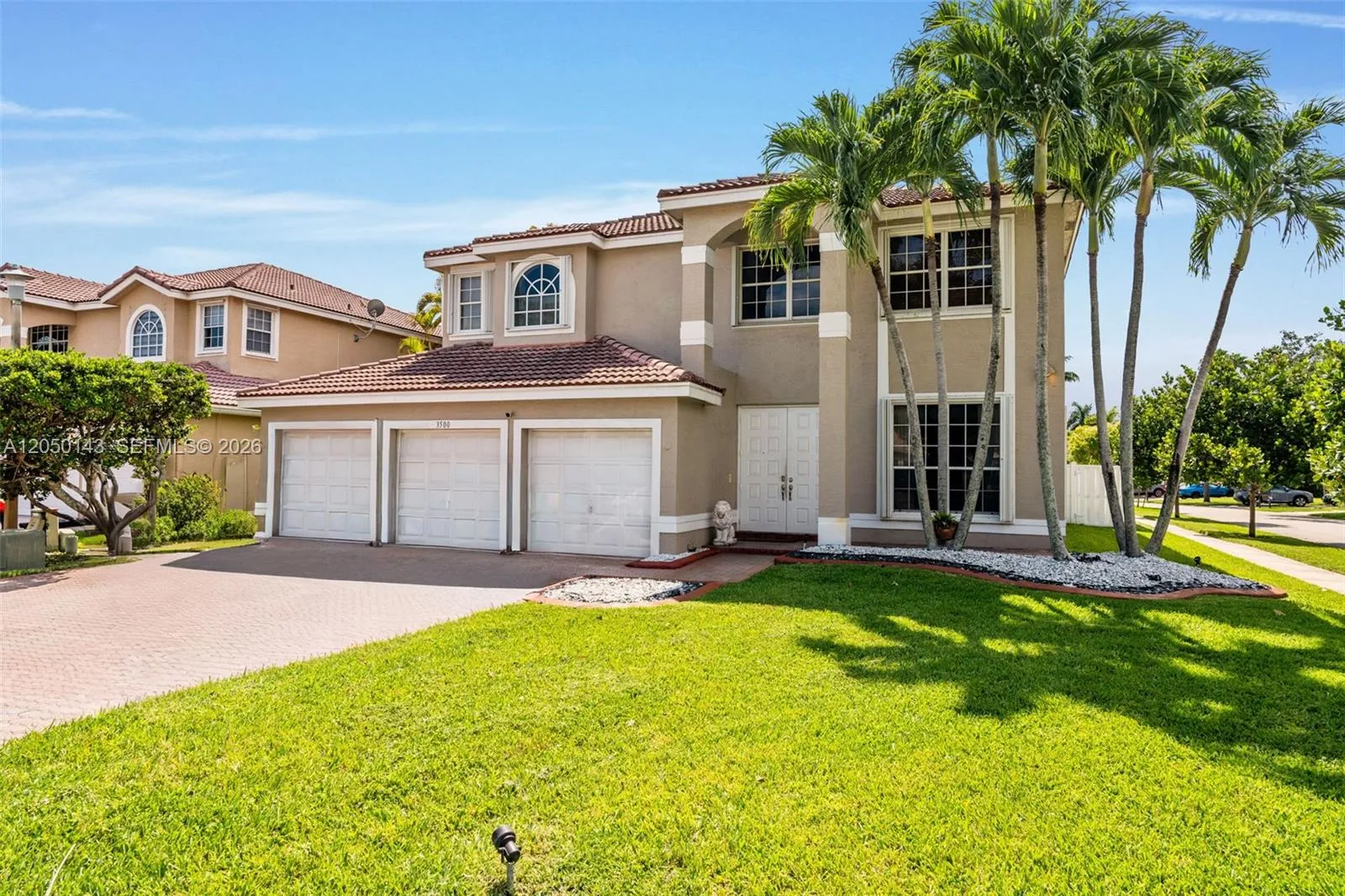 Foto de propiedad en 3500 SW 174th Way, Miramar, FL 33029 Miramar con MLS# 
