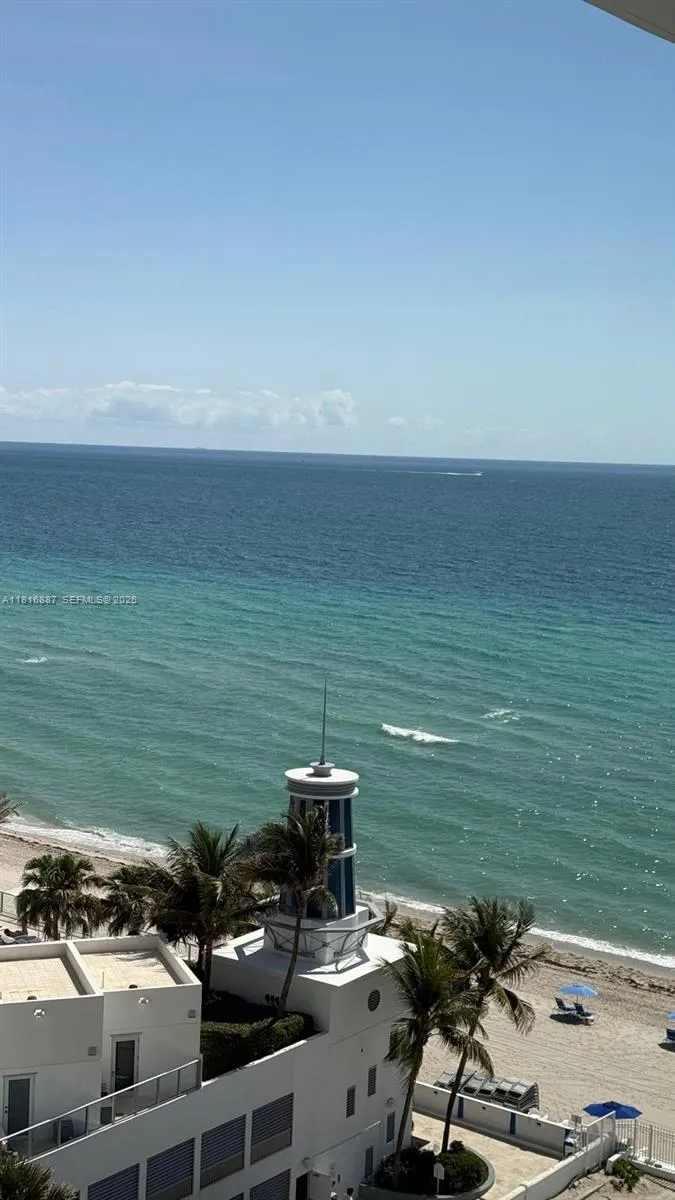 Foto de propiedad en 3505 S Ocean Drive 1010, Hollywood, FL 33019 Hollywood con MLS# 